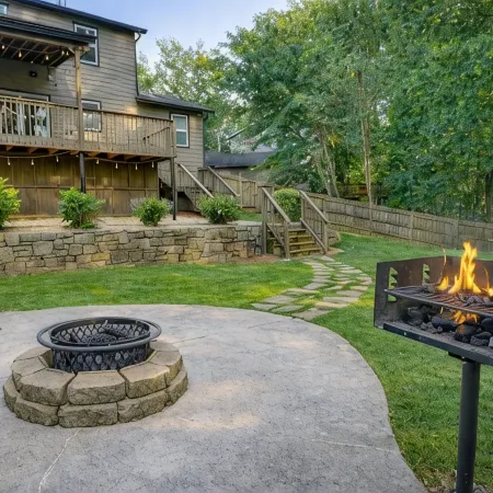 Modern Home - Private Pool & Sauna in Atlanta Suburb / World Cup Ready
