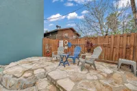 Sea Views Beachside Breezes w Heated Pool
