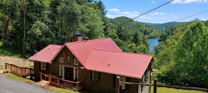 Stunning Modern Rustic Lake Retreat Prvt Boat Slip Hotels in Jackson County