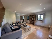 Villa 200 m from Lake Annecy with terrace and parking - Wi-Fi