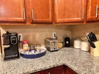 Modern 5 Bedroom Pocono house - Jacuzzi - Gameroom - Near Lake - Golf Couse - 4-Star
