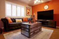 Bungalow Offering the Best of LA & OC - Bungalows