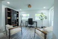 NEW 3-bedroom house in lovely Largo with AC, WiFi. Enjoy your stay - Bungalows