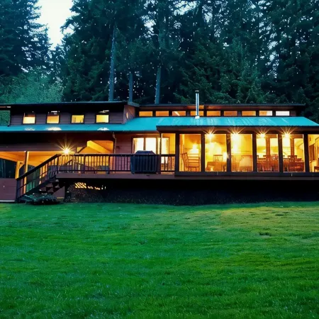 Bearadise Mt. Rainier: SAUNA, Hot Tub, Games, Movies