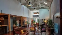 Caruma Surf Hostel