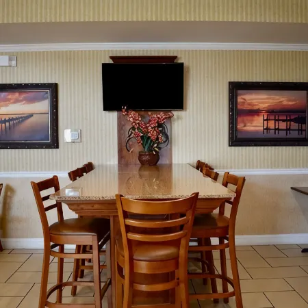 Best Western Plus Easton Inn Suites