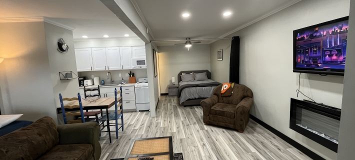NEW FULLY REMODELED 1 BEDROOM/ 1 BATH-SLEEPS 4 IN BIG SKY MEADOWS Hotels in Big Sky