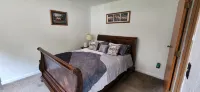 Cozy in Kenai Close to mouth of Kenai River and Beach access.