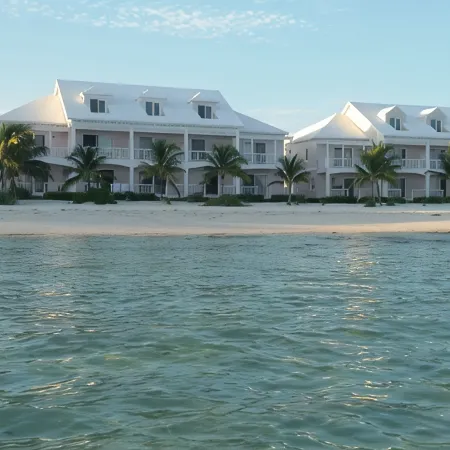 DESIGN STUNNING LUXURY BEACH-HOUSE FULLY RENOVATED 5 Stars L