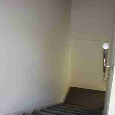 3 LEVEL LAKESIDE LUXURY, SPA BATH, INTERNAL GARAGE Others
