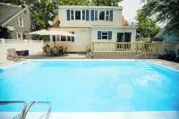 4-Bedroom in-Ground Pool 10 Minutes to Downtown Grand Rapids and Grr Airport - Pools