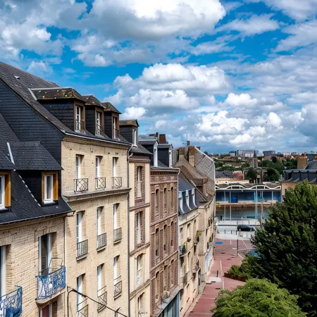 Dieppe Atypical duplex in the heart of town