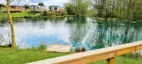 Luxury Lakeside Lodge - Fishing Lake - Pet Friendly - 5 Miles From Flamingo Land
