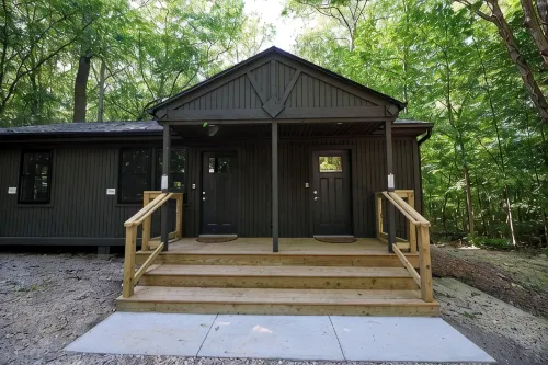 Valley Overlook - Cozy 2BR Cabin near Blossom Music Center -Peninsula, Ohio - Alphydda