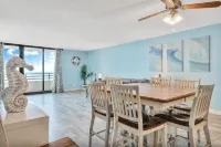 The Best Oceanfront View in Daytona Beach!! - مسبح خاص