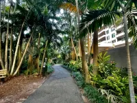 Key Biscayne Luxury Retreat - Fully Remoleded 3 Bedroom 2,000 SF Residence Hotels in Key Biscayne