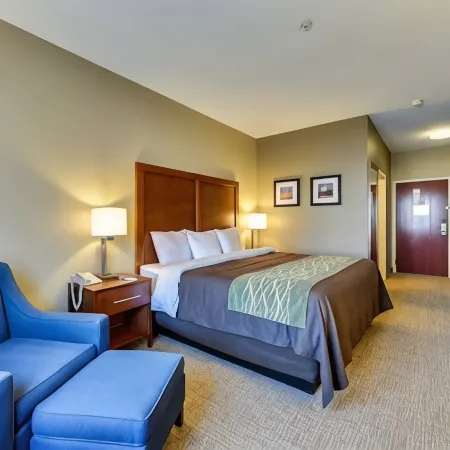 Comfort Inn & Suites