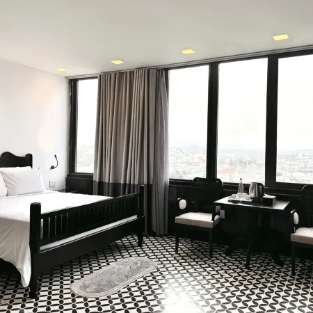 Cuu Long Hotel