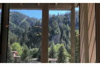 Walk to gondola, Mountain View amazing condo - วิวภูเขา