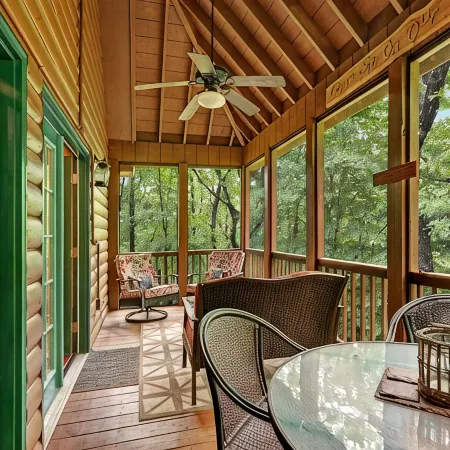 Cabin Helen's Hideaway