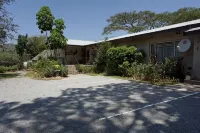 Sheba Rock Guesthouse - parking