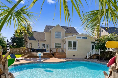 2mi to Beach + Sleeps 14 + Luxury 5Br + Pool + Hot Tub + Summer Getaway - ジャグジー