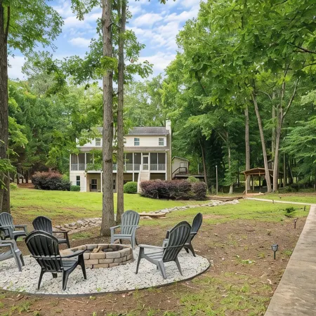 Beautiful Updated Lake House w/ private deep water dock