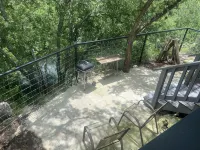 Cute cabin overlooking Spring Creek - Parvekkeita