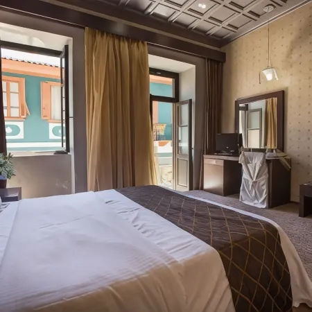 Aion Luxury Hotel