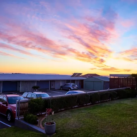 Harbour View Apartments