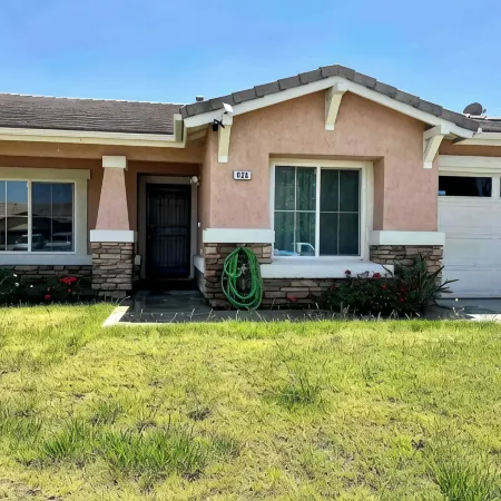 10min Soboba Casino Hemet Home with Hot tub+Lots of Parking grg/rv/boat/ATV's