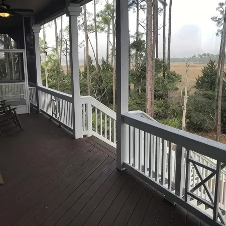 Tide Creek Lookout- Entire Home- 3 Bedrooms, 6 Beds