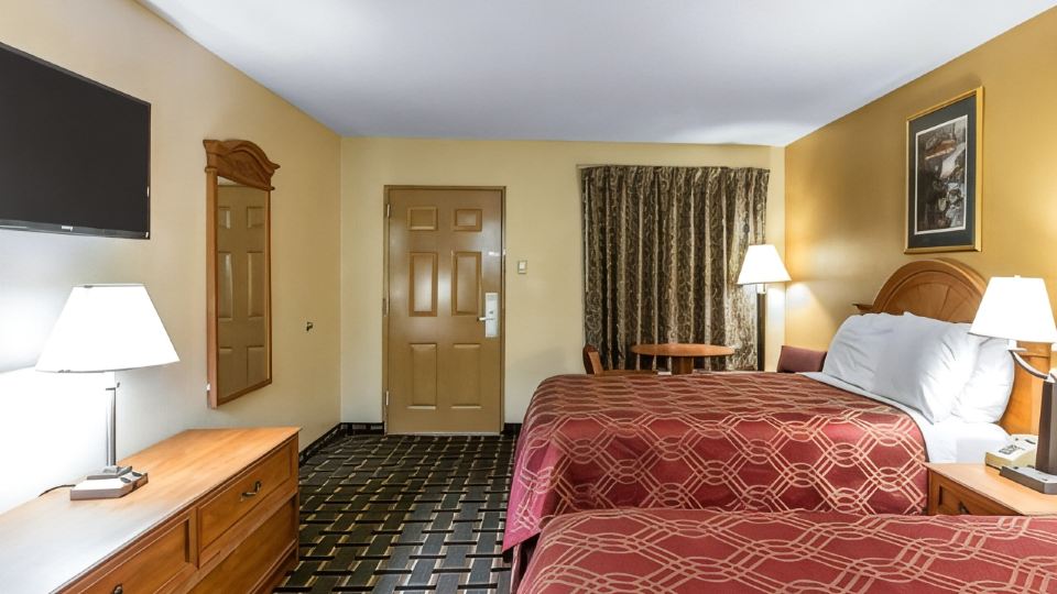 Econo Lodge Dalton West
