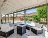 Fresno House , Pool , BBQ , Firepit , Garage , 3BD/2BTH - Bungalows