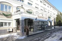Gostinichny Kompleks "zolotoy Slon" - Pools