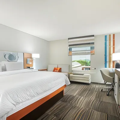 Hampton Inn & Suites Atlanta Buckhead Place Hotels near LEGOLAND Discovery Center