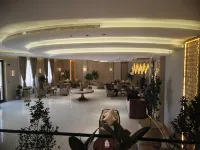 H Luxury Hotel - Pools