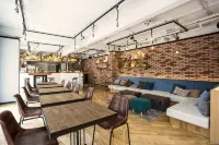 Ten to Ten Hostel