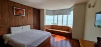 Ly KY Hotel - 2-Star