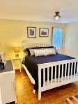 Cozy Vermont Lake Lodge with Kayaks Fishing & Campfire Fun - Wifi