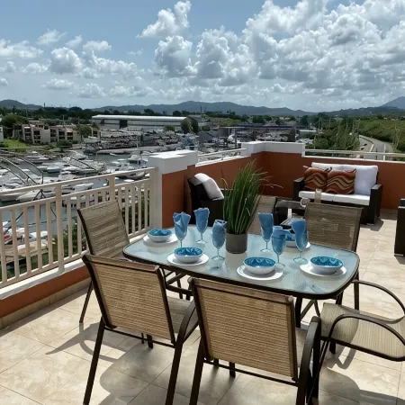 Oasis Luxury Penthouse with Ocean & Marina Views