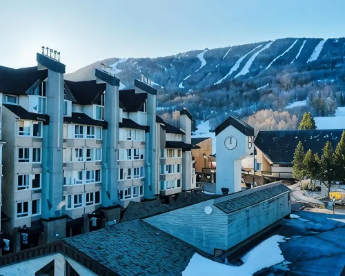 Hébergement Mont-Ste-Anne Condos Hotels in Beaupre