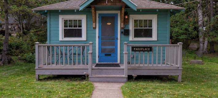 Charming cabin with AC and WiFi in delightful Two Harbors Hotels in Two Harbors