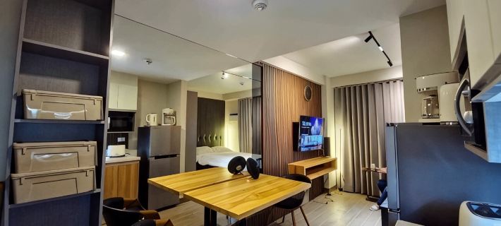 Upper Penthouse Studio at One Regis 巴科洛德住宿飯店