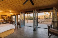 Joshua Tree Hidden Tower - View - Landmark - Across from National Park - Pets OK - Wifi
