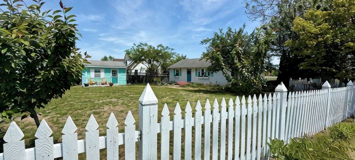 Dog Friendly! Booking 2026!! Sleeps7, 1 mile 2 beach Hotele w: Lewes