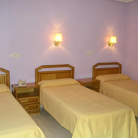 Hostal Restaurante Carolina