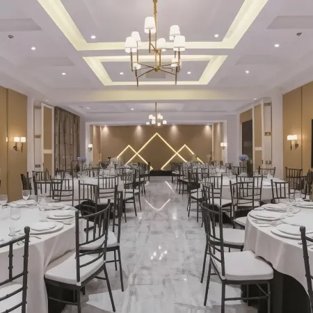 Stonehill Suites