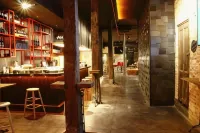 Poshtel Bilbao - Premium Hostel - bar