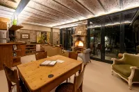Sakin Ev - Guest houses